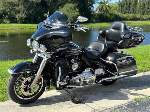 2019 Harley-Davidson Electra Glide® Ultra Classic® in North Miami Beach, Florida - Photo 12