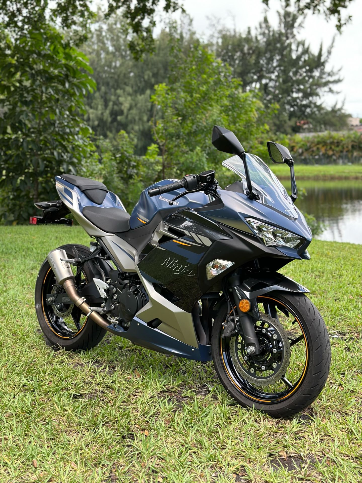 2023 Kawasaki Ninja 400 ABS in North Miami Beach, Florida - Photo 2