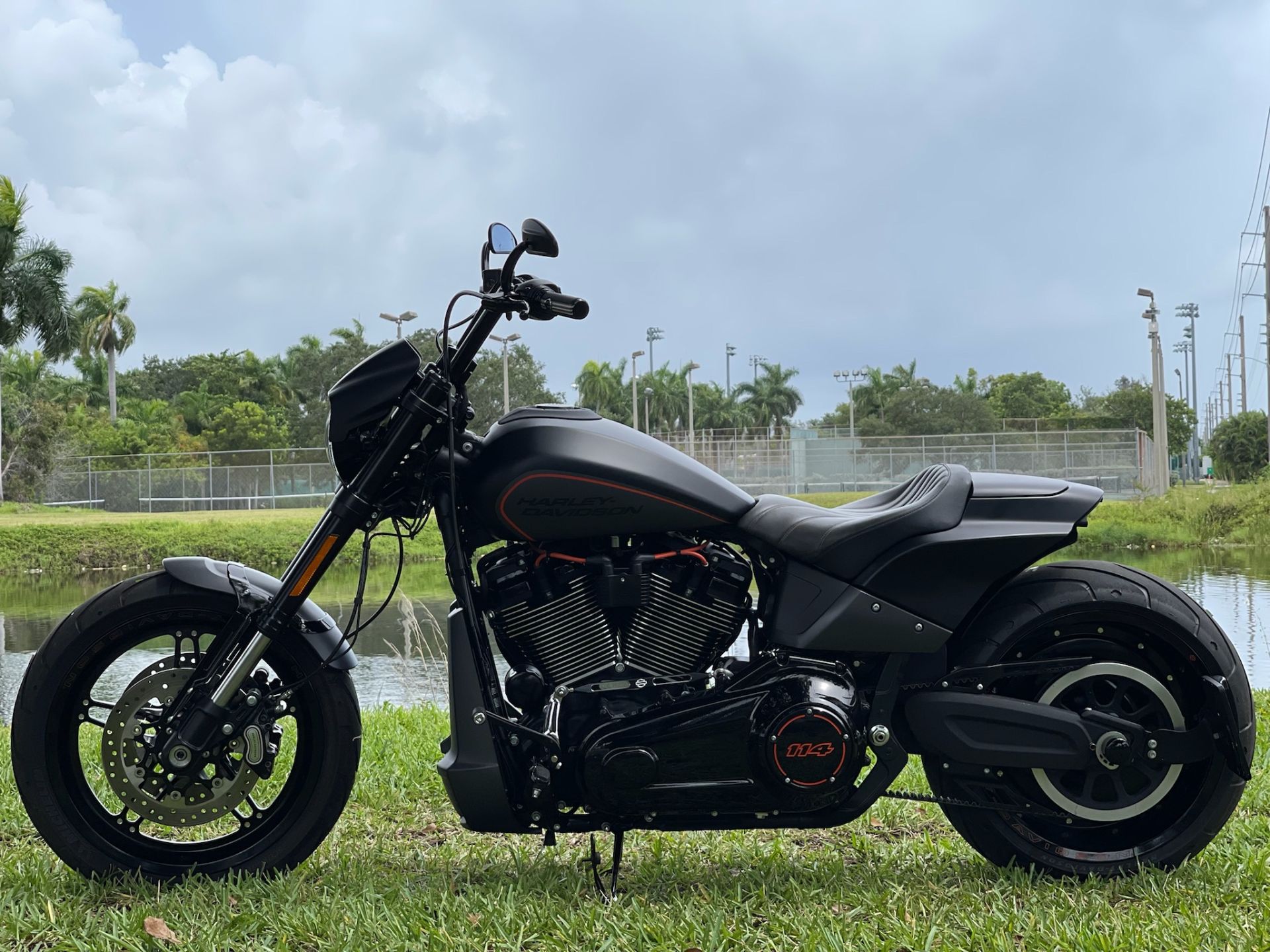 2020 Harley-Davidson FXDR™ 114 in North Miami Beach, Florida - Photo 19