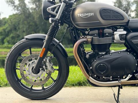 2022 Triumph Street Twin in North Miami Beach, Florida - Photo 15