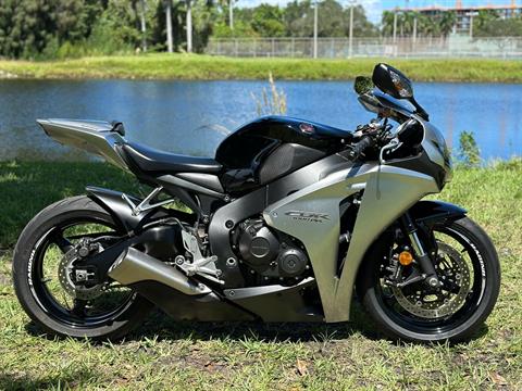 2008 Honda CBR®1000RR in North Miami Beach, Florida - Photo 3