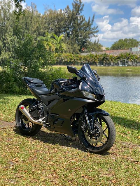2022 Yamaha YZF-R3 ABS in North Miami Beach, Florida - Photo 2