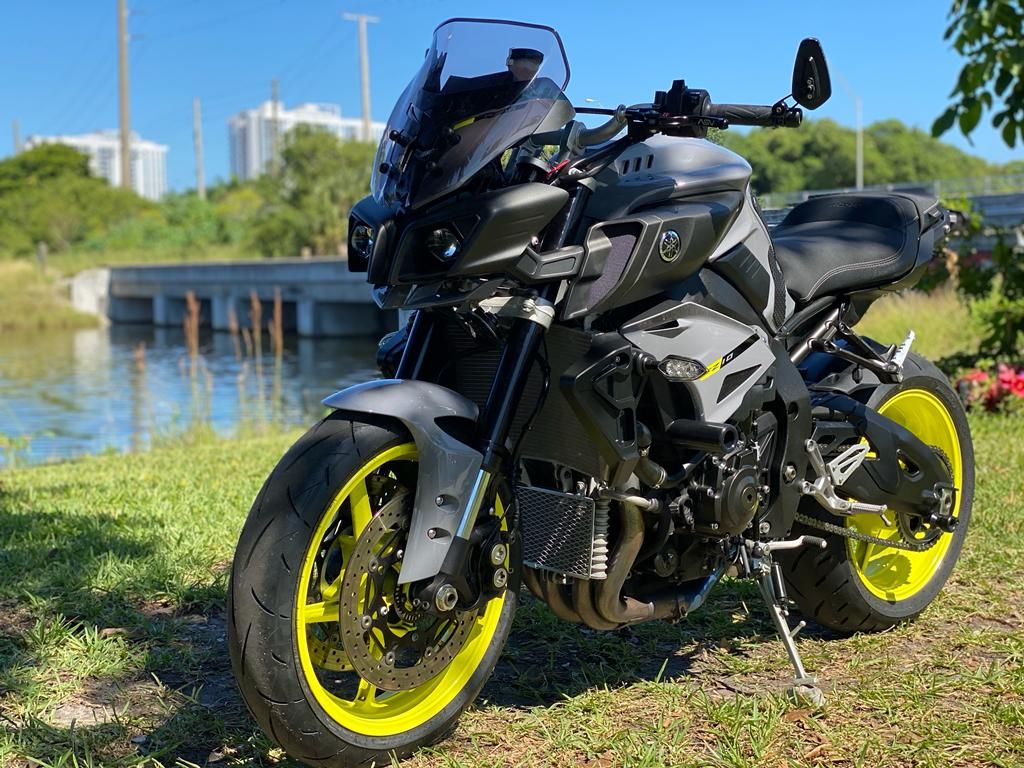2017 Yamaha FZ-10 in North Miami Beach, Florida - Photo 18