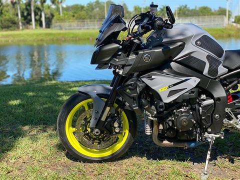 2017 Yamaha FZ-10 in North Miami Beach, Florida - Photo 21