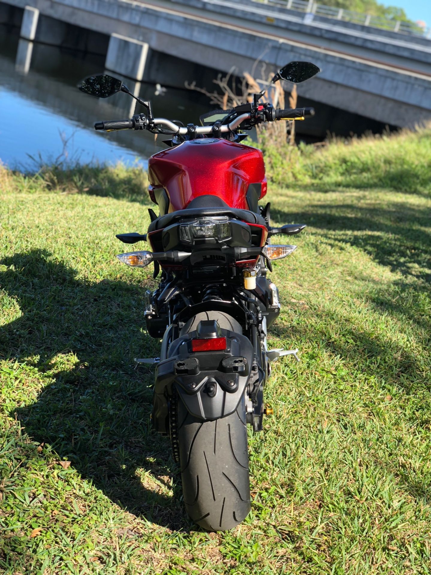 2017 Yamaha FZ-09 in North Miami Beach, Florida - Photo 9