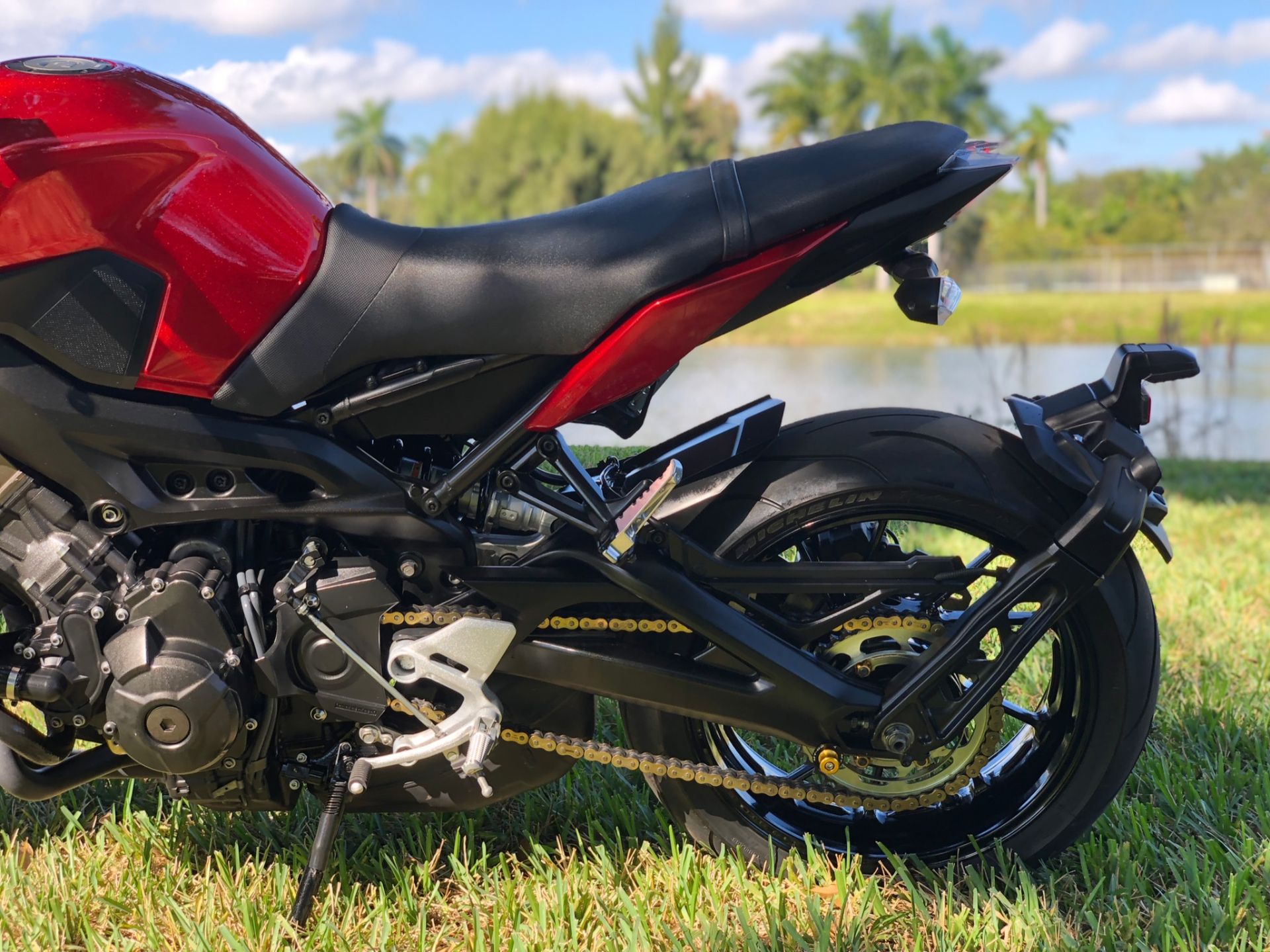 2017 Yamaha FZ-09 in North Miami Beach, Florida - Photo 19