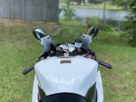 2019 Yamaha YZF-R6 in North Miami Beach, Florida - Photo 11