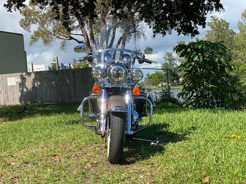 2005 Harley-Davidson FLHRCI Road King® Classic in North Miami Beach, Florida - Photo 7