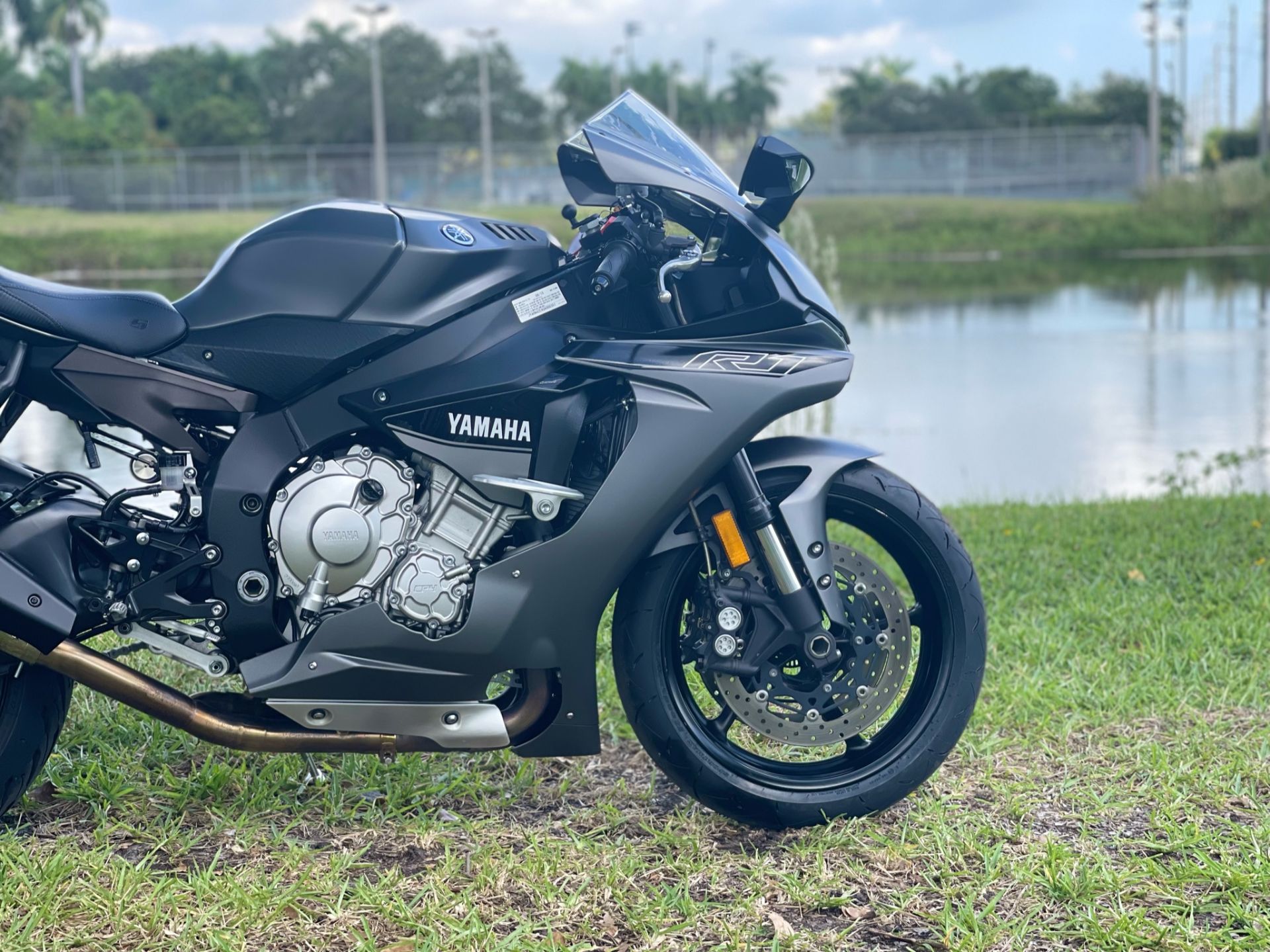 2016 Yamaha YZF-R1S in North Miami Beach, Florida - Photo 6
