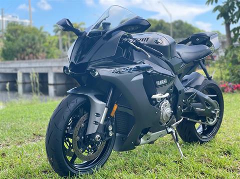2016 Yamaha YZF-R1S in North Miami Beach, Florida - Photo 18
