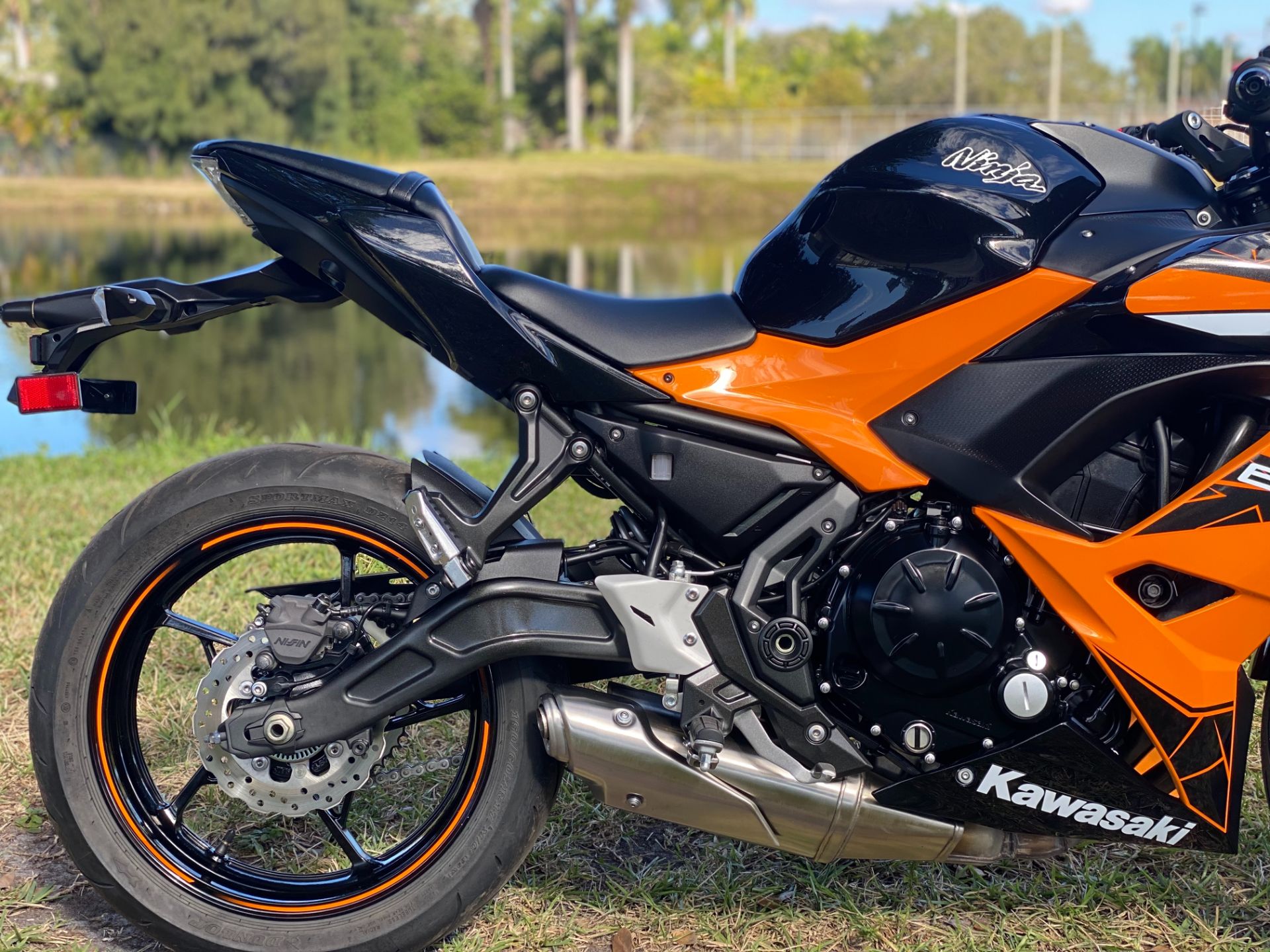 2019 Kawasaki Ninja 650 ABS in North Miami Beach, Florida - Photo 4