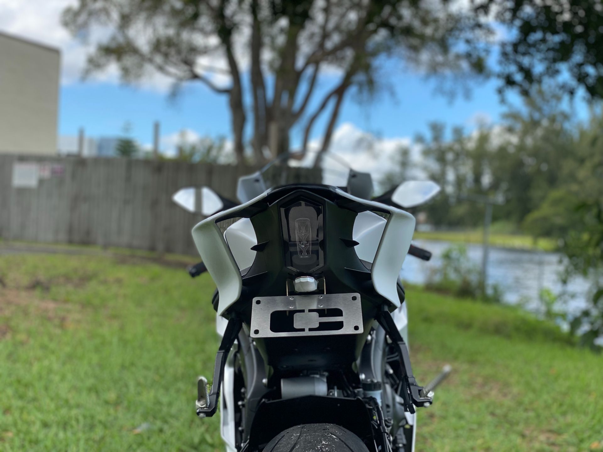 2018 Yamaha YZF-R6 in North Miami Beach, Florida - Photo 13
