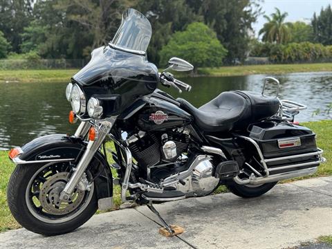 2006 Harley-Davidson Ultra Classic® Electra Glide® in North Miami Beach, Florida - Photo 12