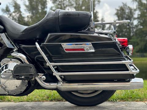 2006 Harley-Davidson Ultra Classic® Electra Glide® in North Miami Beach, Florida - Photo 16