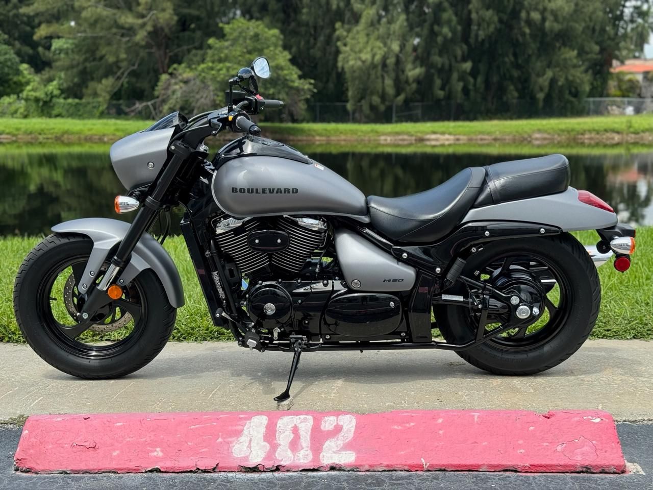 2019 Suzuki Boulevard M50 in North Miami Beach, Florida - Photo 13