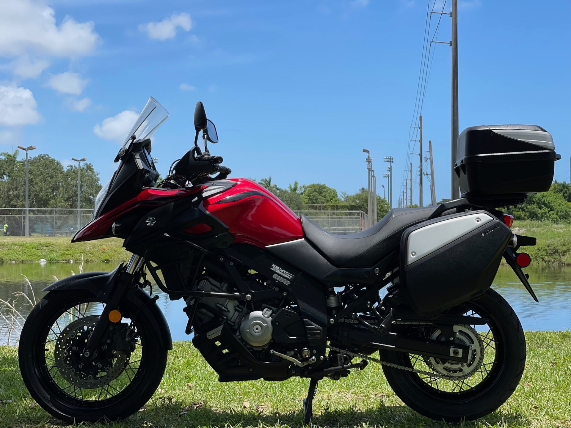 2019 Suzuki V-Strom 650XT Touring in North Miami Beach, Florida - Photo 19