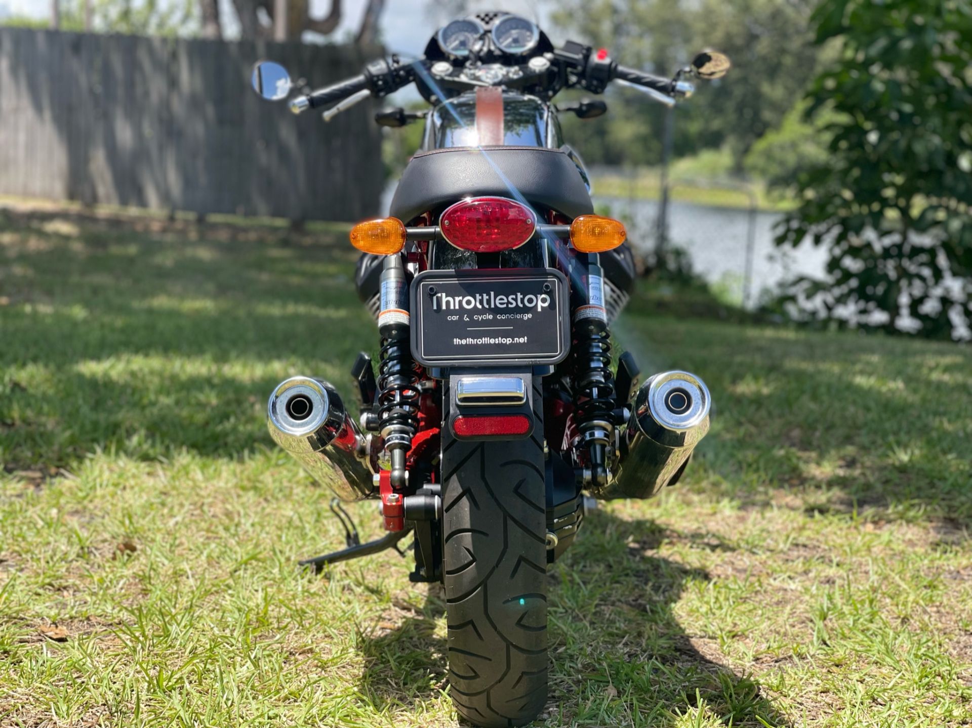 2013 Moto Guzzi V7 Racer in North Miami Beach, Florida - Photo 11