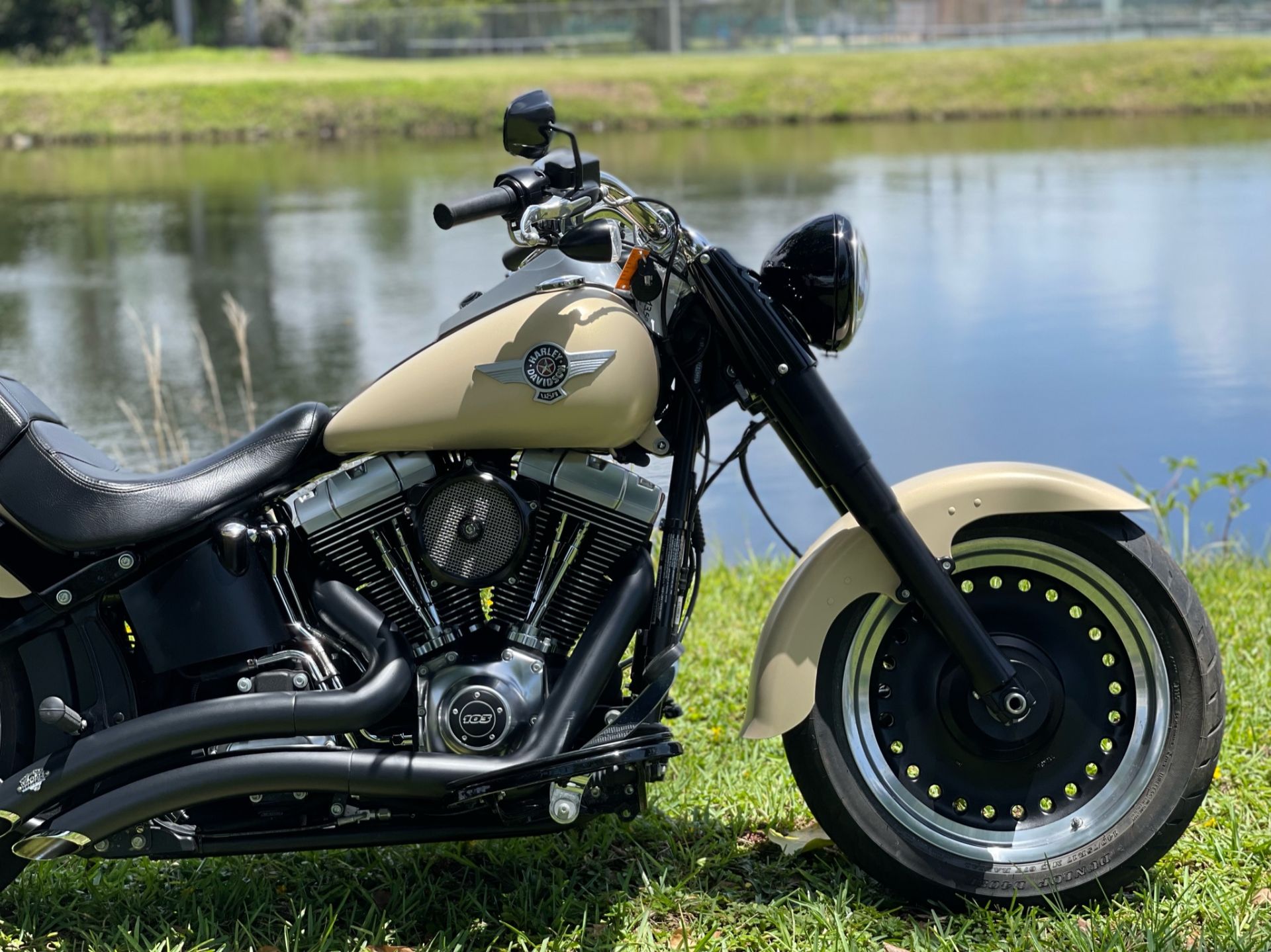 2015 Harley-Davidson Fat Boy® Lo in North Miami Beach, Florida - Photo 5