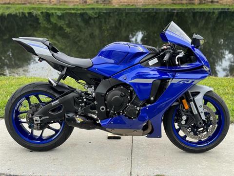 2021 Yamaha YZF-R1 in North Miami Beach, Florida - Photo 3