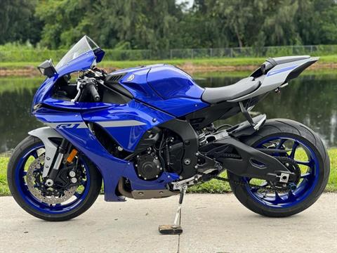 2021 Yamaha YZF-R1 in North Miami Beach, Florida - Photo 12