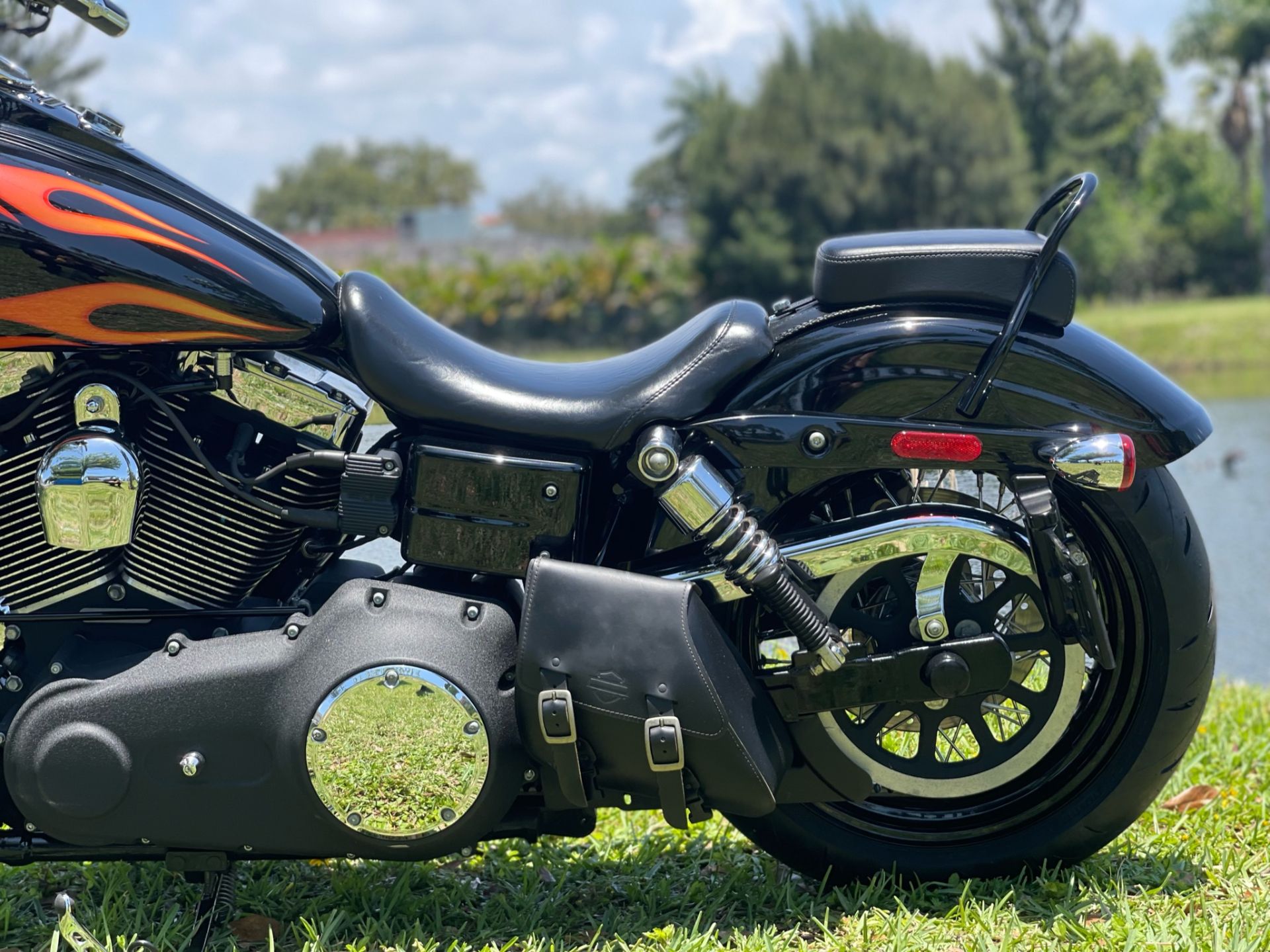 2010 Harley-Davidson Dyna® Wide Glide® in North Miami Beach, Florida - Photo 24