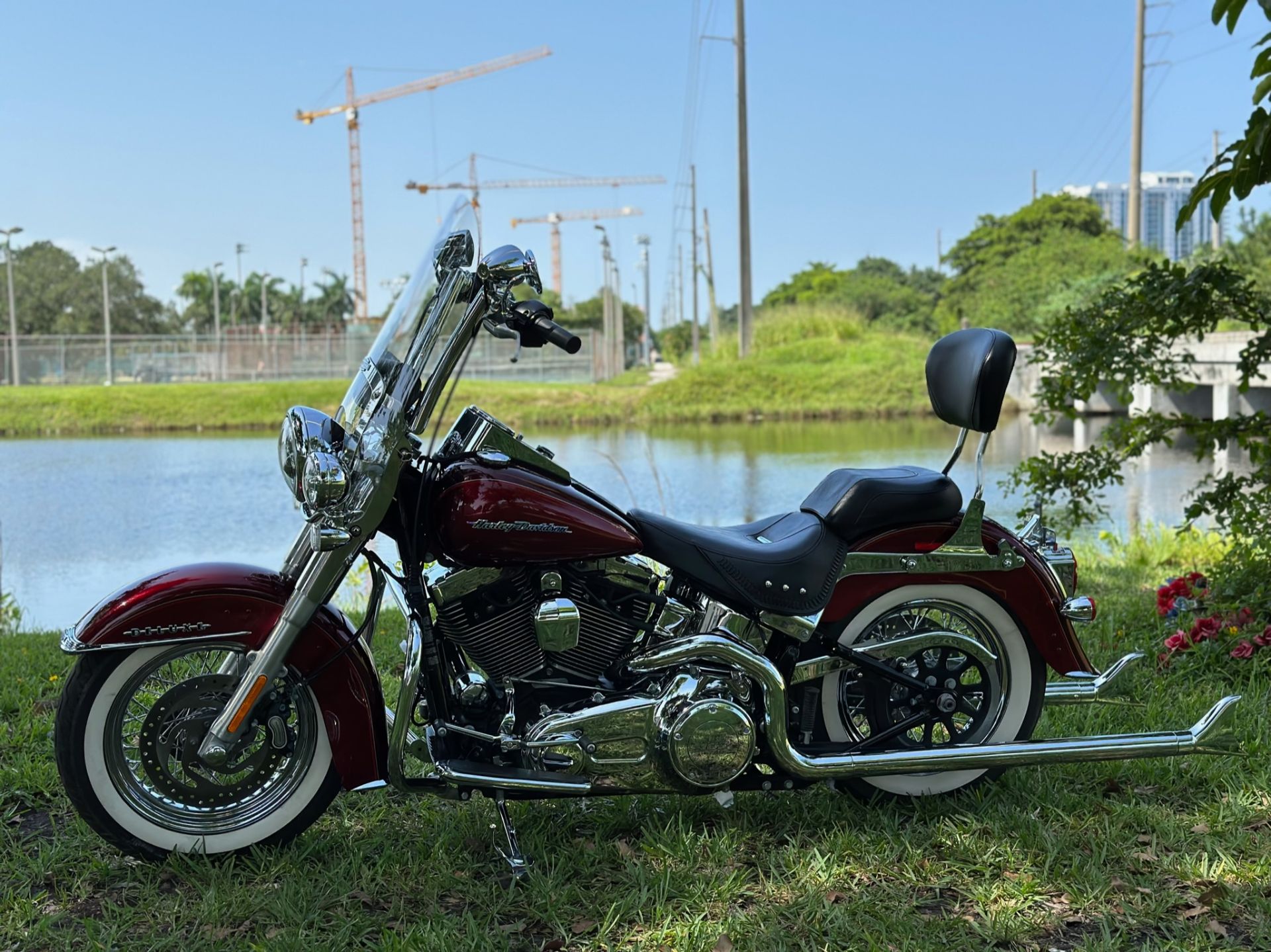 2016 Harley-Davidson Softail® Deluxe in North Miami Beach, Florida - Photo 14