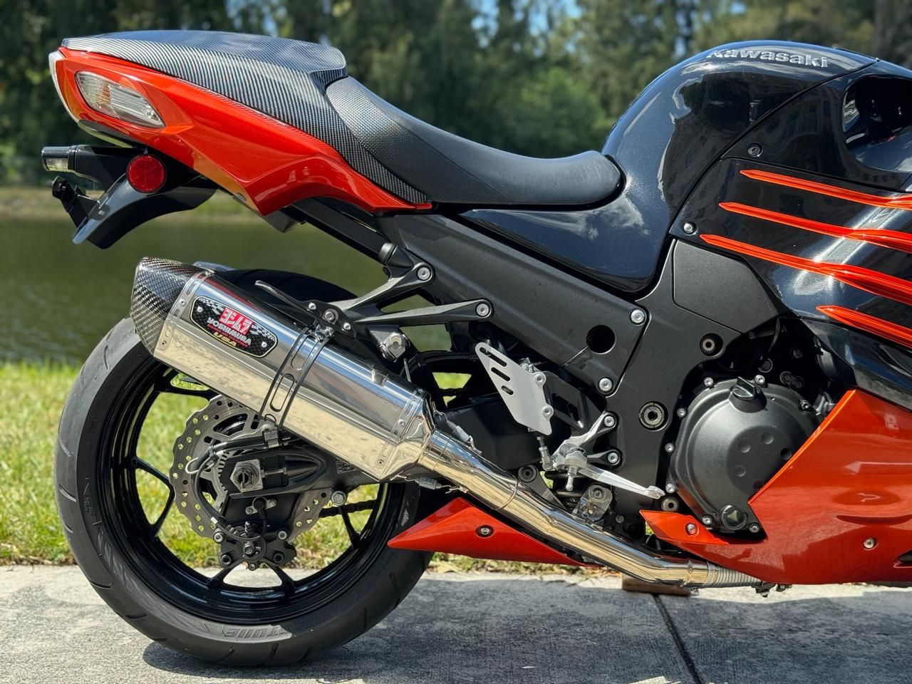 2014 Kawasaki Ninja® ZX™-14R in North Miami Beach, Florida - Photo 5