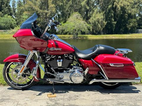 2021 Harley-Davidson Road Glide® in North Miami Beach, Florida - Photo 15