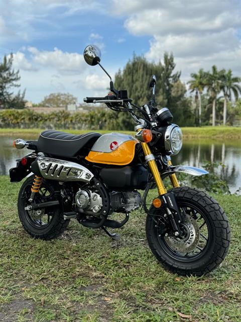 2022 Honda Monkey ABS in North Miami Beach, Florida - Photo 2