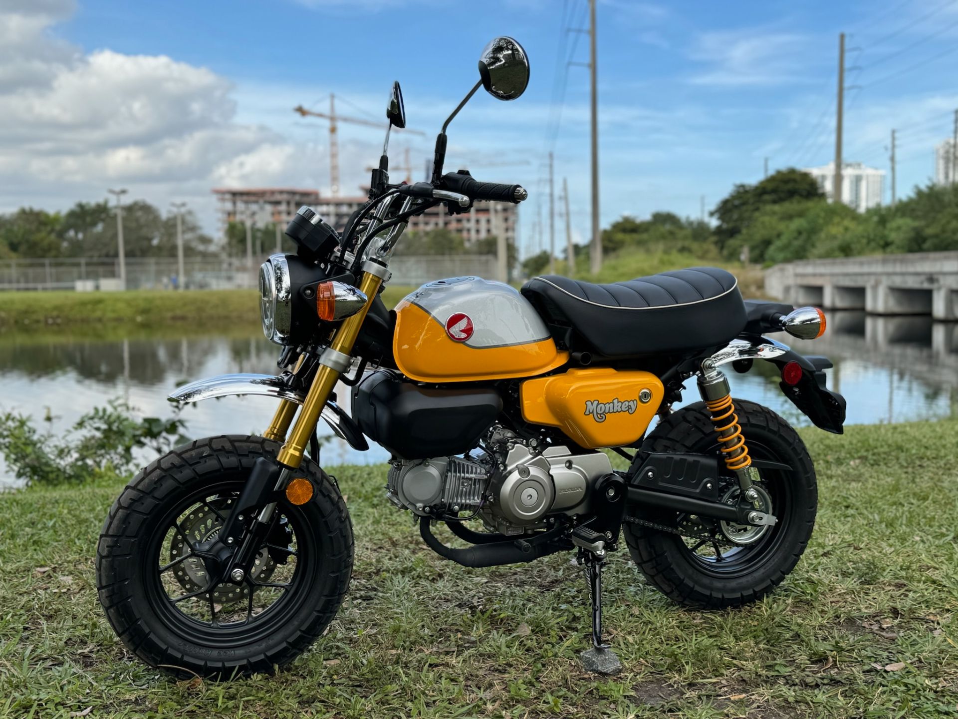 2022 Honda Monkey ABS in North Miami Beach, Florida - Photo 13