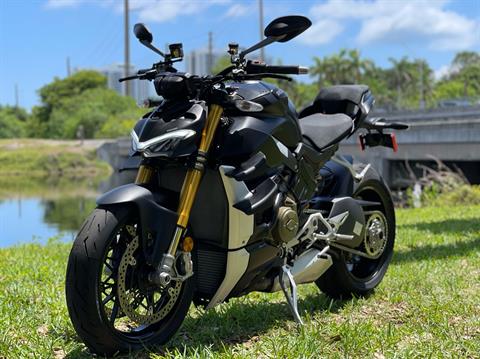 2021 Ducati Streetfighter V4 S in North Miami Beach, Florida - Photo 16