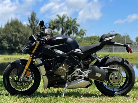 2021 Ducati Streetfighter V4 S in North Miami Beach, Florida - Photo 17