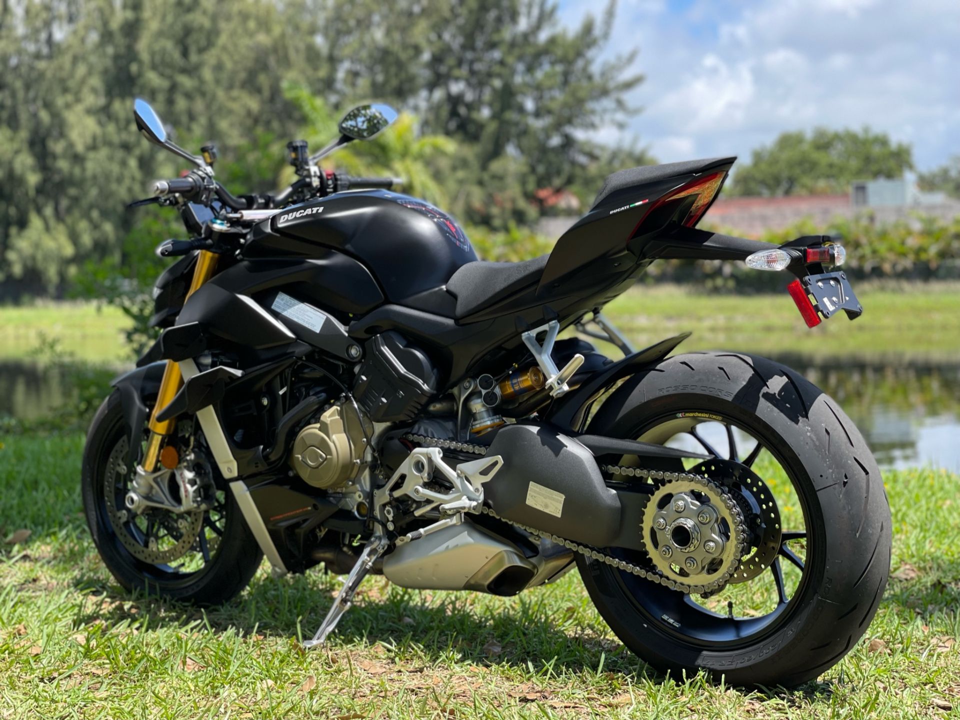 2021 Ducati Streetfighter V4 S in North Miami Beach, Florida - Photo 18