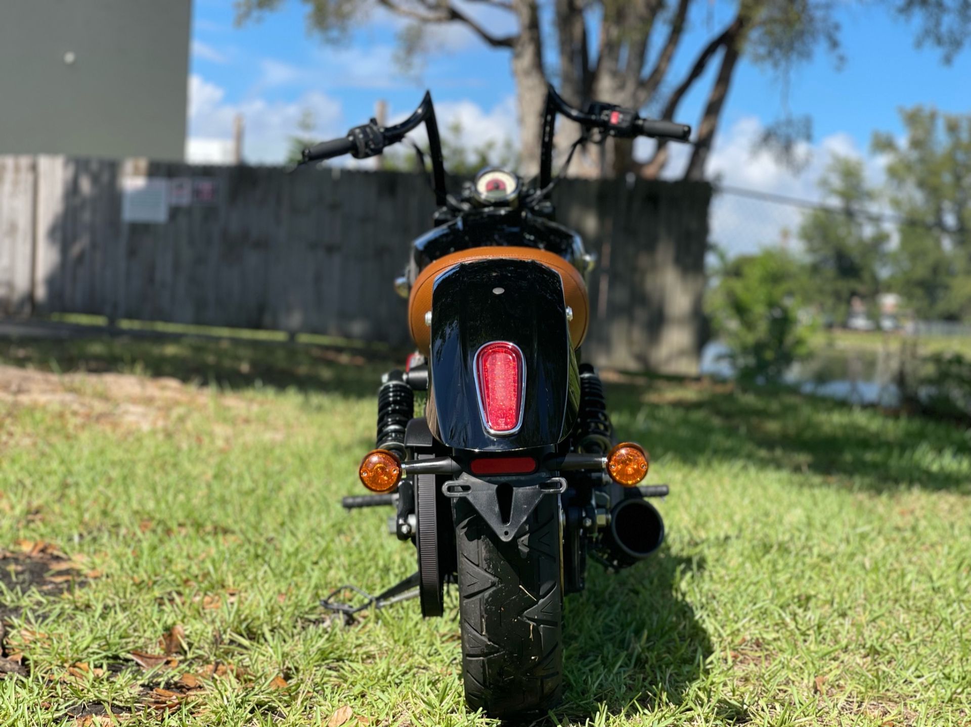 2018 Indian Scout® Sixty in North Miami Beach, Florida - Photo 11