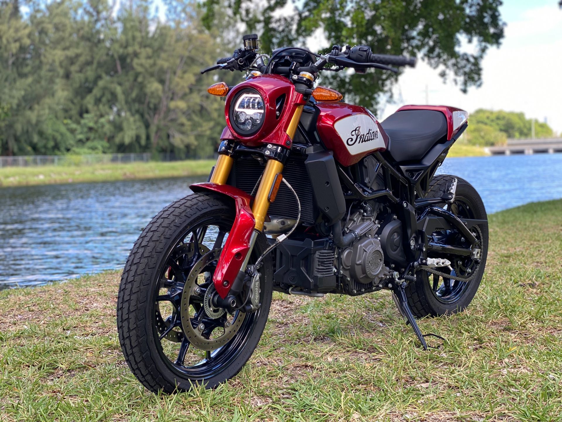 2019 Indian Motorcycle FTR™ 1200 S in North Miami Beach, Florida - Photo 18