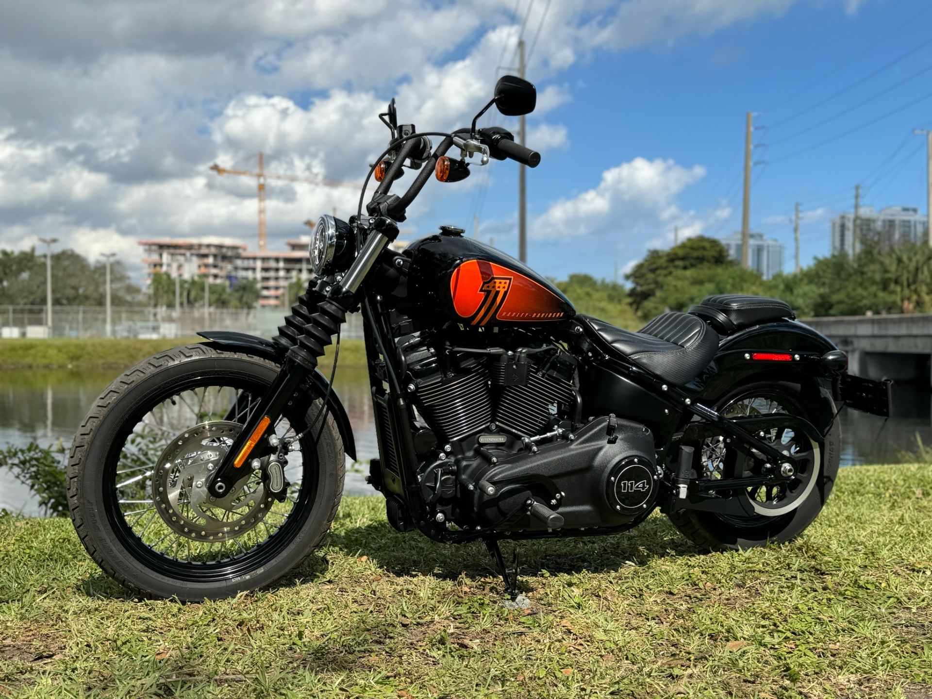 2021 Harley-Davidson Street Bob® 114 in North Miami Beach, Florida - Photo 12