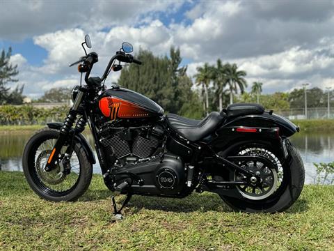 2021 Harley-Davidson Street Bob® 114 in North Miami Beach, Florida - Photo 14