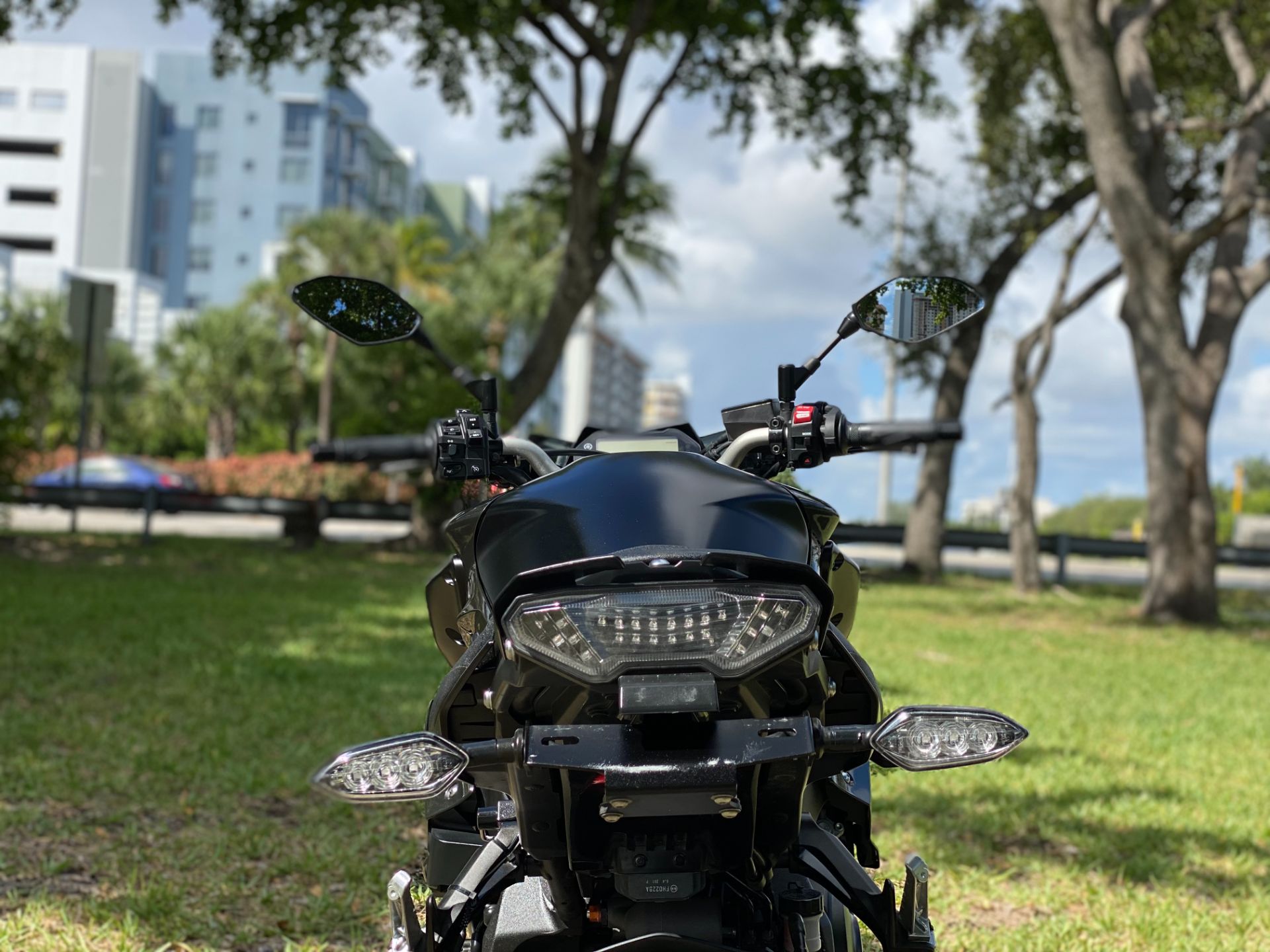 2017 Yamaha FZ-10 in North Miami Beach, Florida - Photo 11