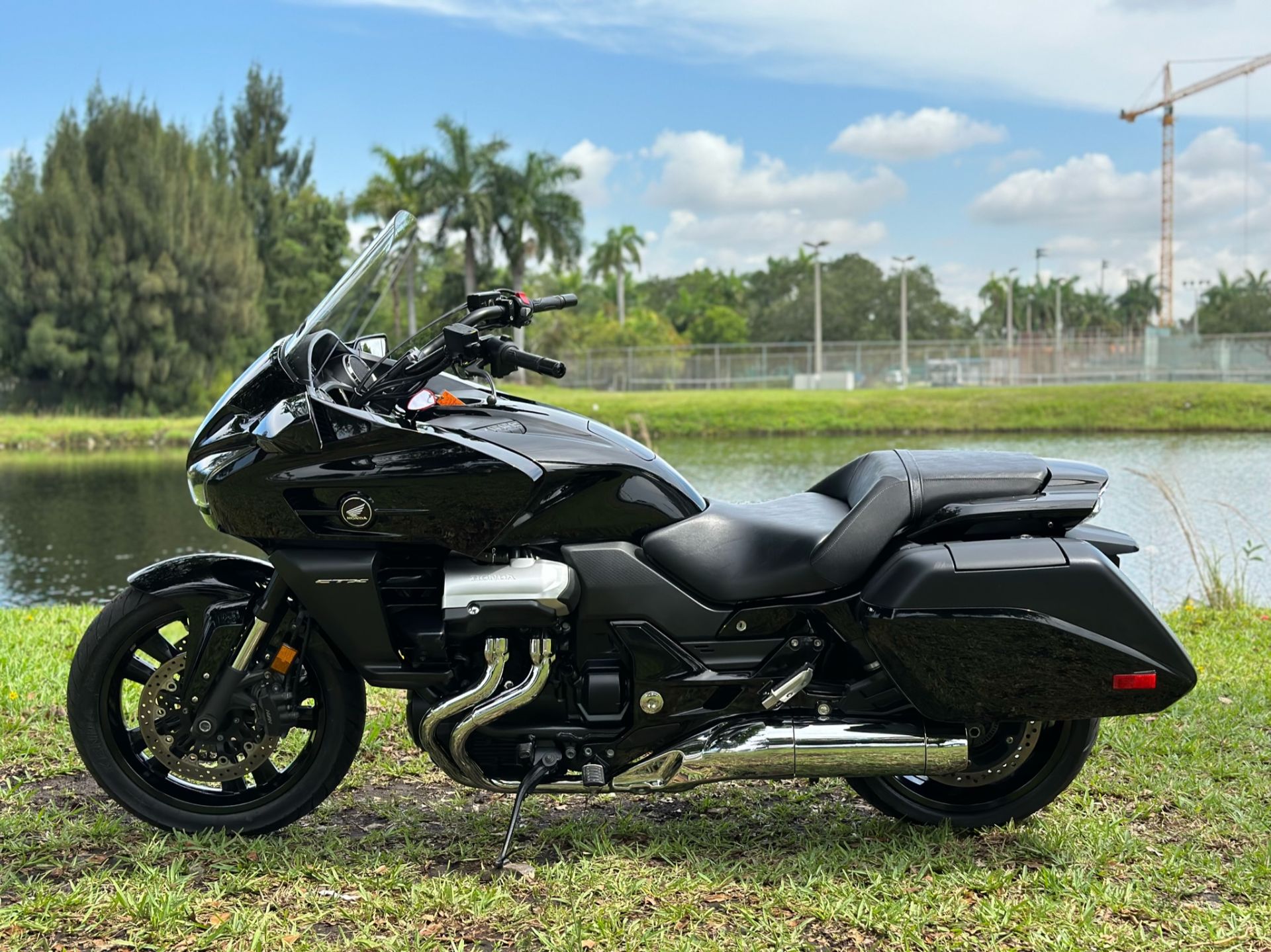 2014 Honda CTX®1300 Deluxe in North Miami Beach, Florida - Photo 16