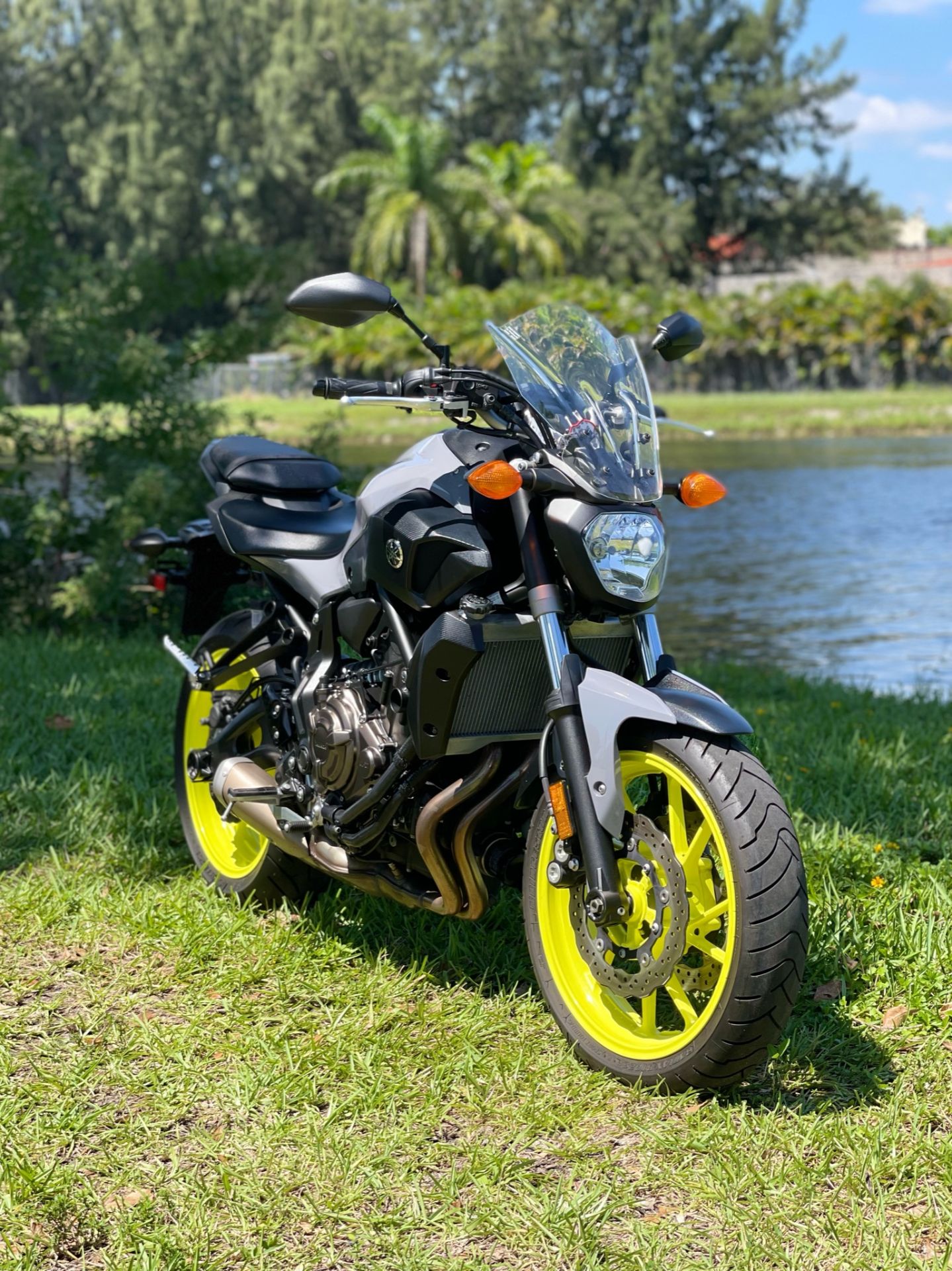 2016 Yamaha FZ-07 in North Miami Beach, Florida - Photo 2