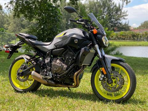 2016 Yamaha FZ-07 in North Miami Beach, Florida - Photo 1