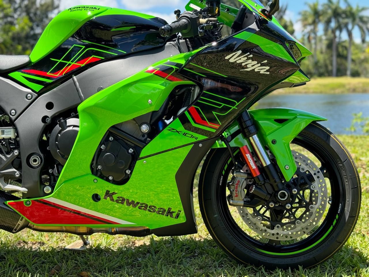 2024 Kawasaki Ninja ZX-10R ABS KRT Edition in North Miami Beach, Florida - Photo 6