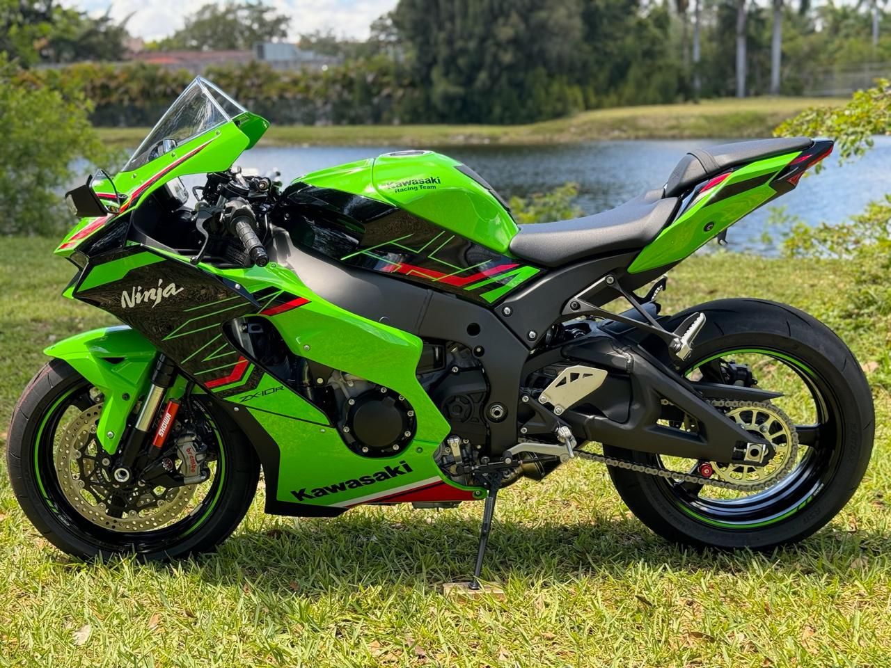 2024 Kawasaki Ninja ZX-10R ABS KRT Edition in North Miami Beach, Florida - Photo 15