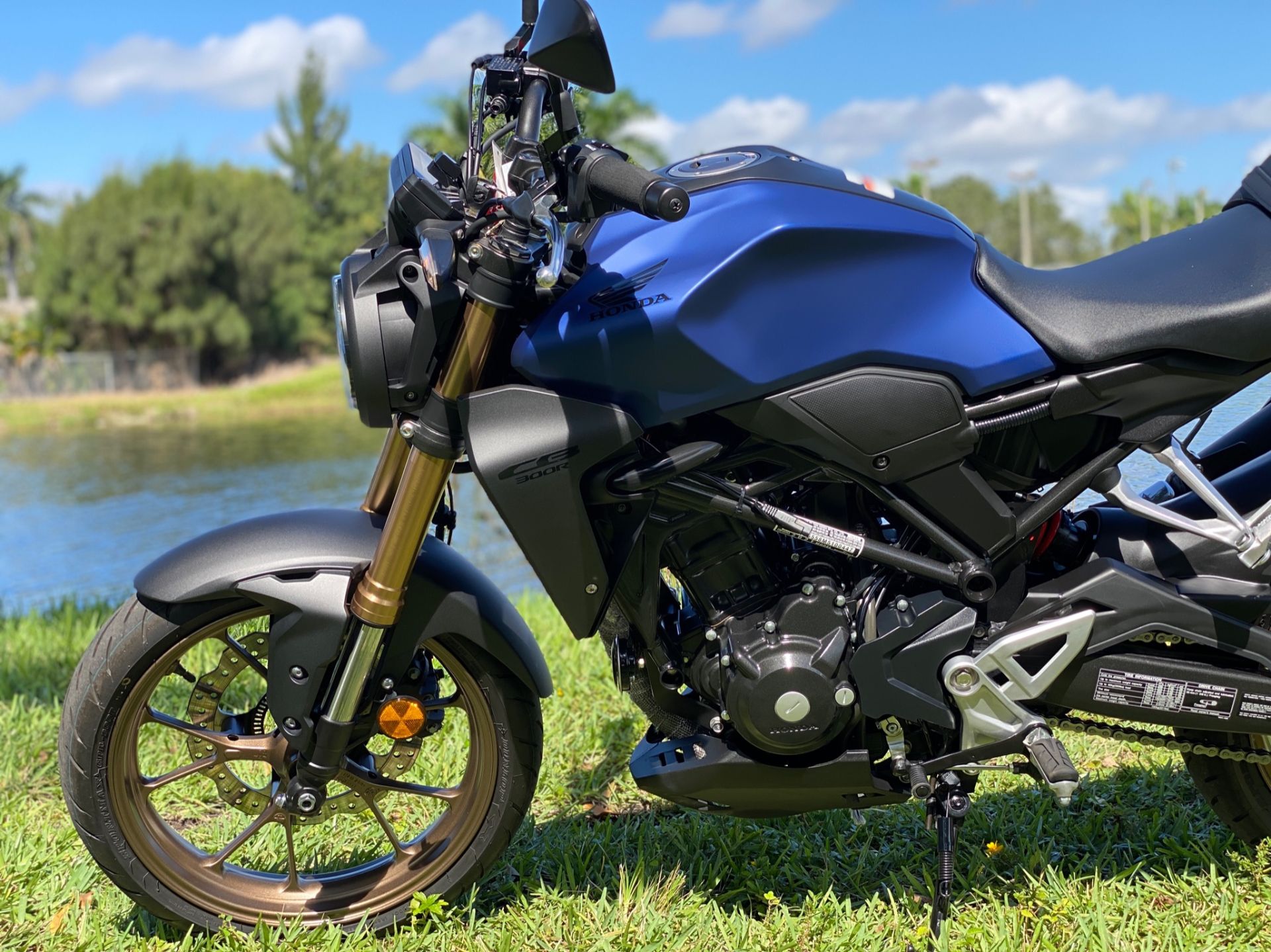 2021 Honda CB300R ABS in North Miami Beach, Florida - Photo 20
