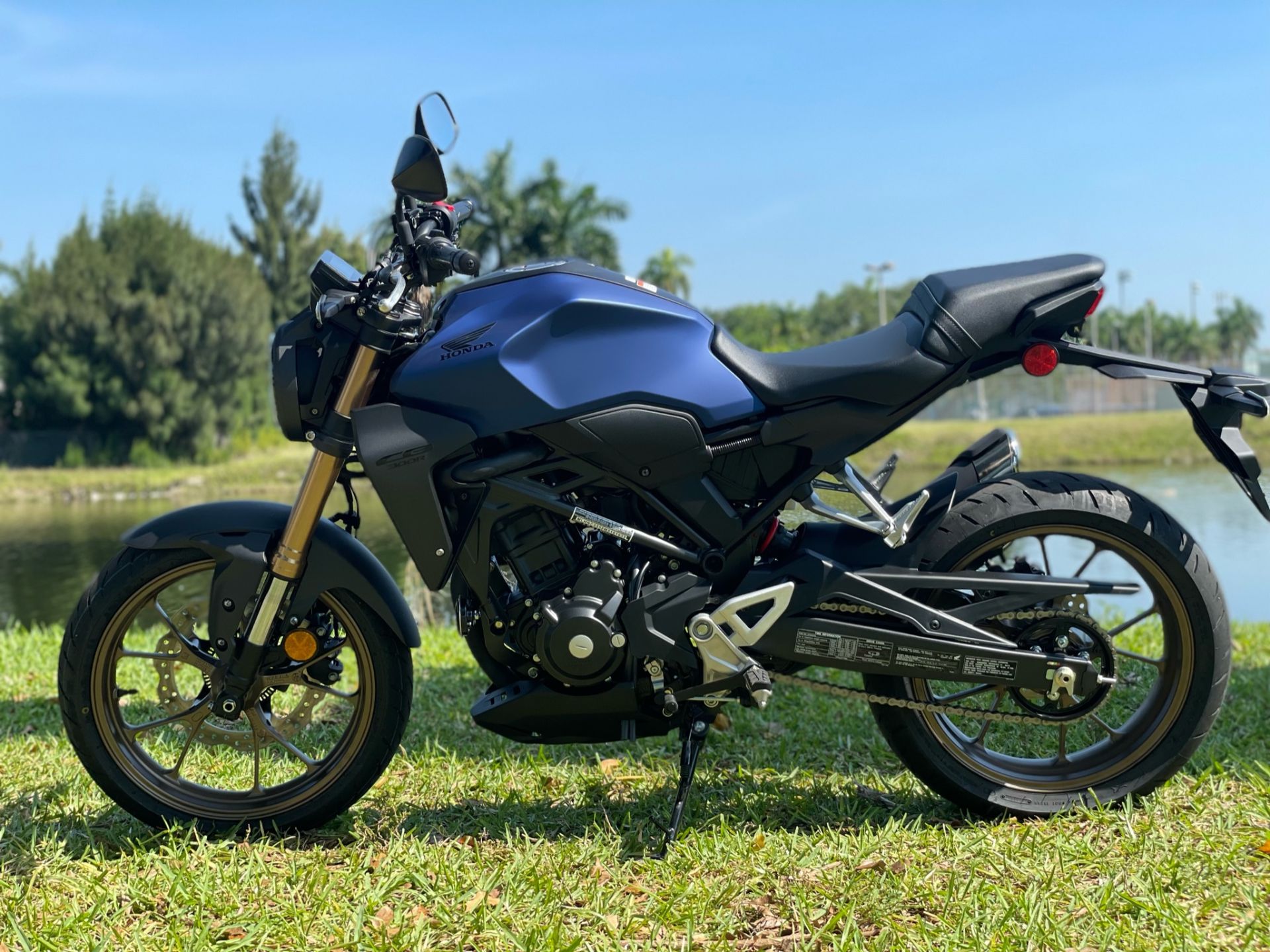 2021 Honda CB300R ABS in North Miami Beach, Florida - Photo 19