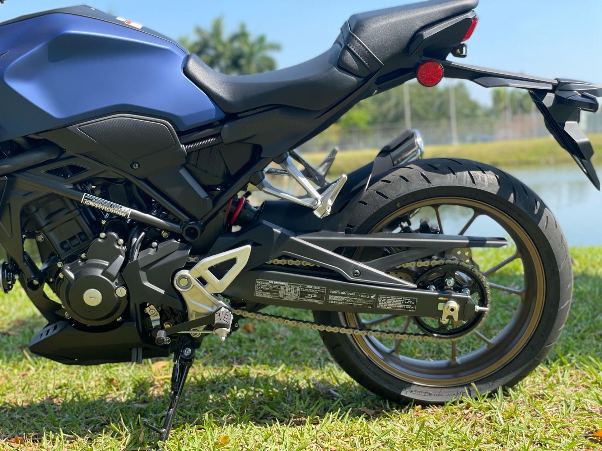 2021 Honda CB300R ABS in North Miami Beach, Florida - Photo 23