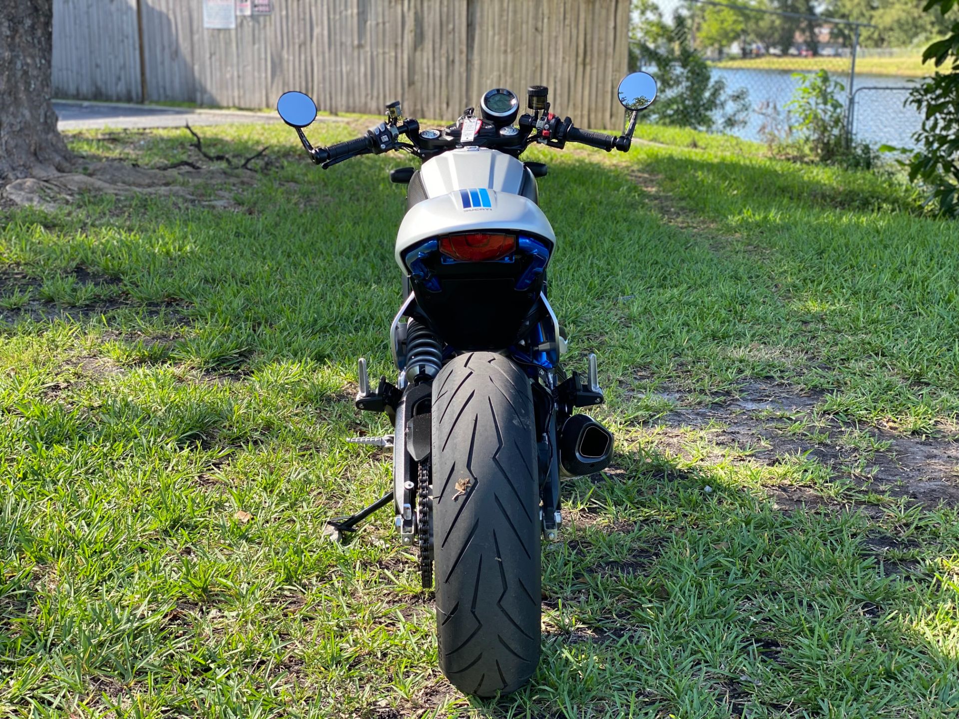 2019 Ducati Scrambler Cafe Racer in North Miami Beach, Florida - Photo 11