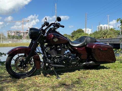 2022 Harley-Davidson Road King® Special in North Miami Beach, Florida - Photo 12