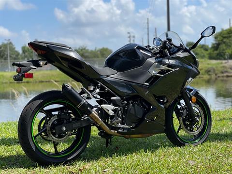 2022 Kawasaki Ninja 400 ABS in North Miami Beach, Florida - Photo 3