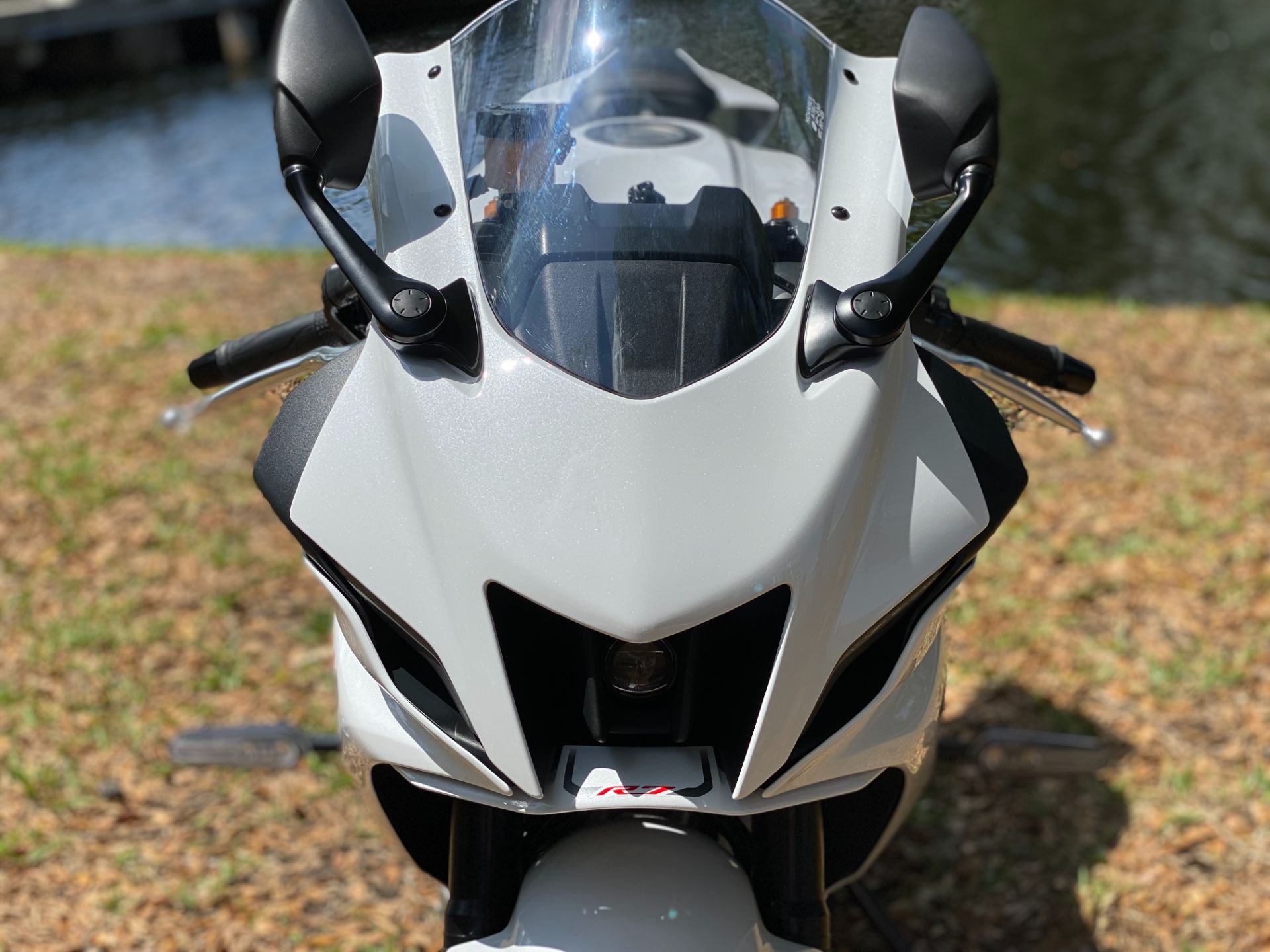 2023 Yamaha YZF-R7 in North Miami Beach, Florida - Photo 8